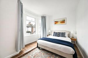 Watford Central Gem 4 Bedroom WB Studio Stadium & High St