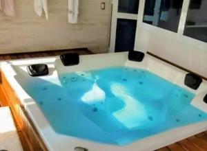 Apartamento espetacular em Condomínio clube todo mobiliado