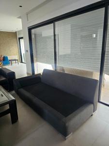 Bienvenue dans cette villa moderne et lumineuse