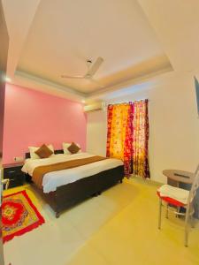 Diamond Star Hotel