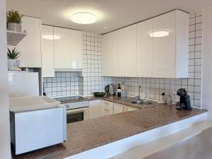 2BDR Ocean and la Gomera Vista Getaway