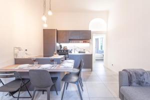 Milanese Apt M5 CityLife, Downtown