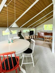 Kalmar House On Fejø Near The Beach