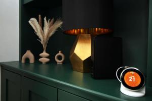 Stylish 3 Bed Home In Bath - Private Parking WiFi