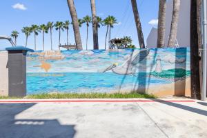 Designer Haven Waterfront Views SPI