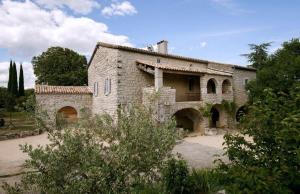 Mas en pierre au coeur de lArdèche