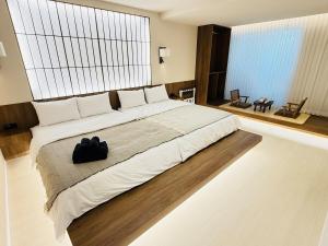 FORESTE HAUS B Garden Serenity 5BR 3BA Premium Family Suite near Hongdae