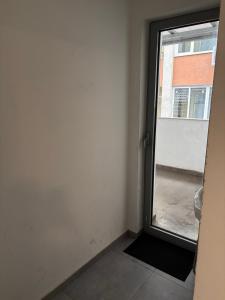 Lilia 4 Self-Check in apartment