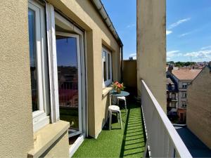 Le Perchoir-WIFI-Face à la Gare-Terrasses-Proche tous commerces