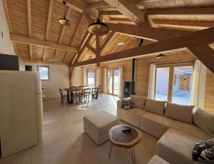 Chalet de charme 8 pers Vue montagne Terrasse Queyras