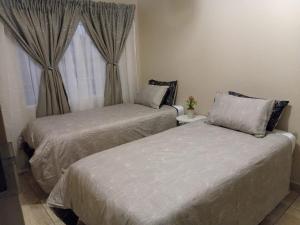 Enter The Serenity, Modern Style Apartments