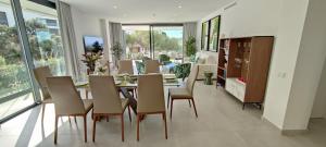 Apartment Josefine - Meerblick, Pool und Wellness