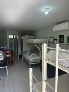 Kitnet Flamingo Matinhos 31B