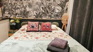 Nice apt nearby tour eiffel rich area in Paris