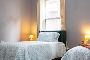 Elegant, Spacious 3BD, 1BA in Boston