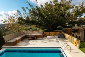 Villa Bijoux SeaView Pool near Athens airport