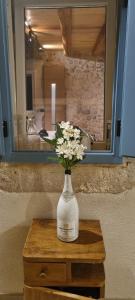 Villa Mare - Island Krk, traditional Stone house with pool