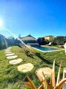 Villa 3 chambres jardin, piscine Nîmes Avignon Camargue - La Parenthèse Provençale