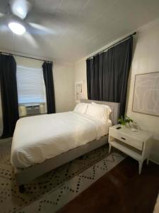 Affordable Private Room Near Downtown