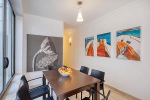 Seaview 3 bedroom apartment