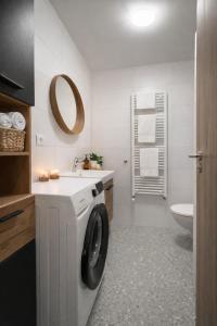 nook I Morusa airport apartment