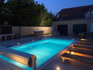 Petite villa avec piscine à 5 minutes de Disneyland Paris