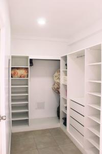 Increible casa de playa con vista al lago