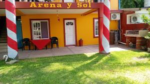 Arena y Sol