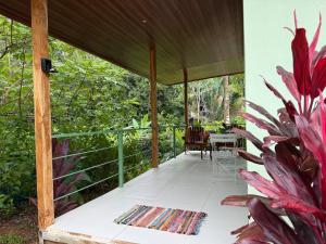 Quiet, Affordable Casita Close to Surf & Nature - 15 minutes drive to Samara beach