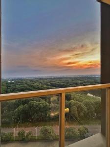 ElevaNia By SanLiving - 1BR - Gold Coast PIK