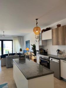 SwanLake Upper Chalet