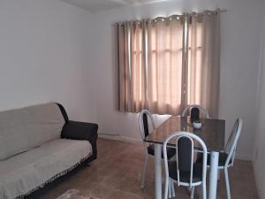 Apto 2 quartos Grã Duquesa