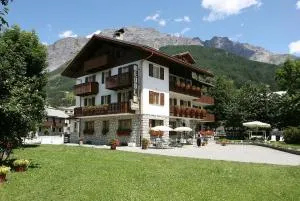 Meublè Cima Bianca Garni - Bormio