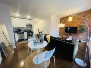 Perfect for Extended Stay 1B1B Apt 15 Mins to NYC