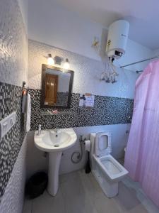 The Golden Cypress 4BHK Villa in Mukteshwar