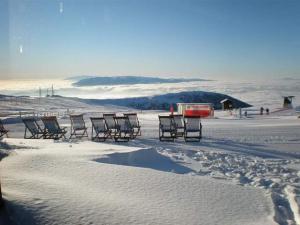 Montecristo Chalet Kaimaktsalan Greece