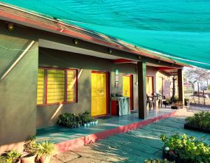 Traveller Hive Kasar Devi