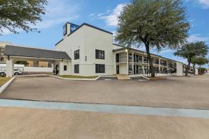 Americas Best Value Inn Austin