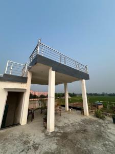Countryside Comfort near CRPF Camp -Chakia Retreat