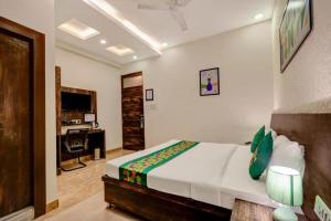 RROOMS Elite Hotel Masterprice Inn