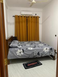 Parrot Villa