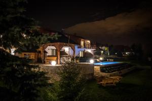 Duplex Apartment with Access to Jacuzzi room in Poduszka Apartamenty pod Łysicą