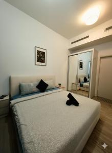 M CITY 2 Bed KLCC BY D