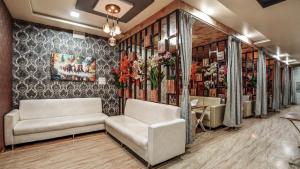 Utkarsh Hotel & Lodging