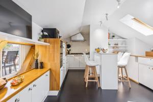 Luxury Rooftop Retreat in Zurich Old Town