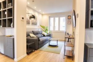 Darsena Contemporary Home - Spacious 2BR a few Steps from Centre