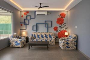 Hills Farm Noida