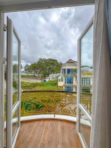 Sam Ha Phuong Boutique Da Lat