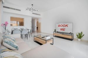 Free housekeeping visits during your stay - StayShort - Stunning 2BR Apartment in Downtown Sleeps 4