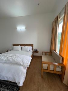 Mukteshwar Villa 5BHK w Scenic Mountain Views